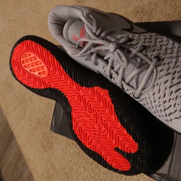Nike KD Trey 5 VIII Light Smoke Grey/Black 11 - Picture 4 of 5